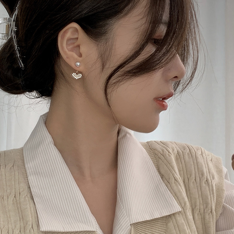 Korean love earrings femininity high sense autumn and winter pearl wild peach heart drop earrings 2020 new trend