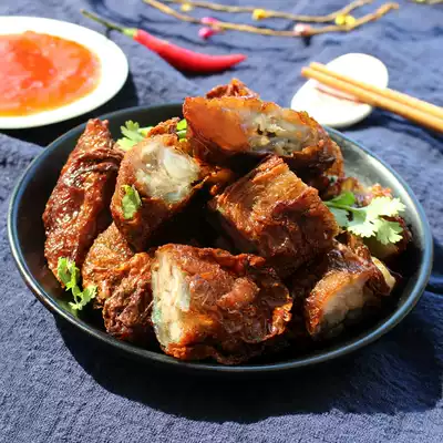 Rotten pork roll stone code Zhangzhou Stone code five-scented roll frozen fried semi-finished products Taiwan Minnan snack specialty