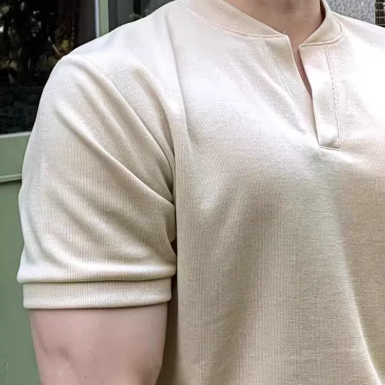 Breathable polo, T-shirt, V-neckline, with short sleeve, American style
