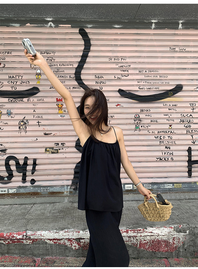 Топы/майки pusumede 黑色吊带背心女夏外穿宽松露背小衫设计感小众无袖上衣