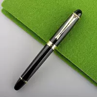 Перьевая ручка (наконечник М 0,7 мм), черный глянцевый