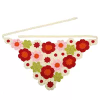 Красный шарф, в цветочек