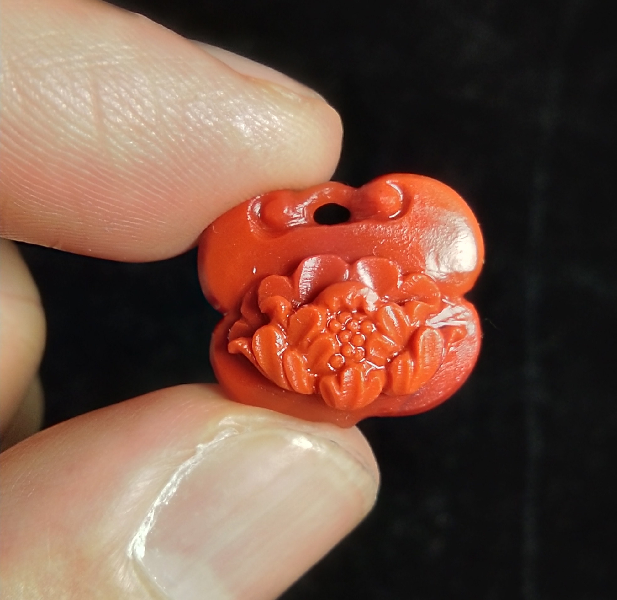 Small Su Su Chuan Stock South Red Manate Tomatoes Red Ice Floating Old Type Hand Alchemy String Bat Pearl Flame Pearl Guanyin Pendant