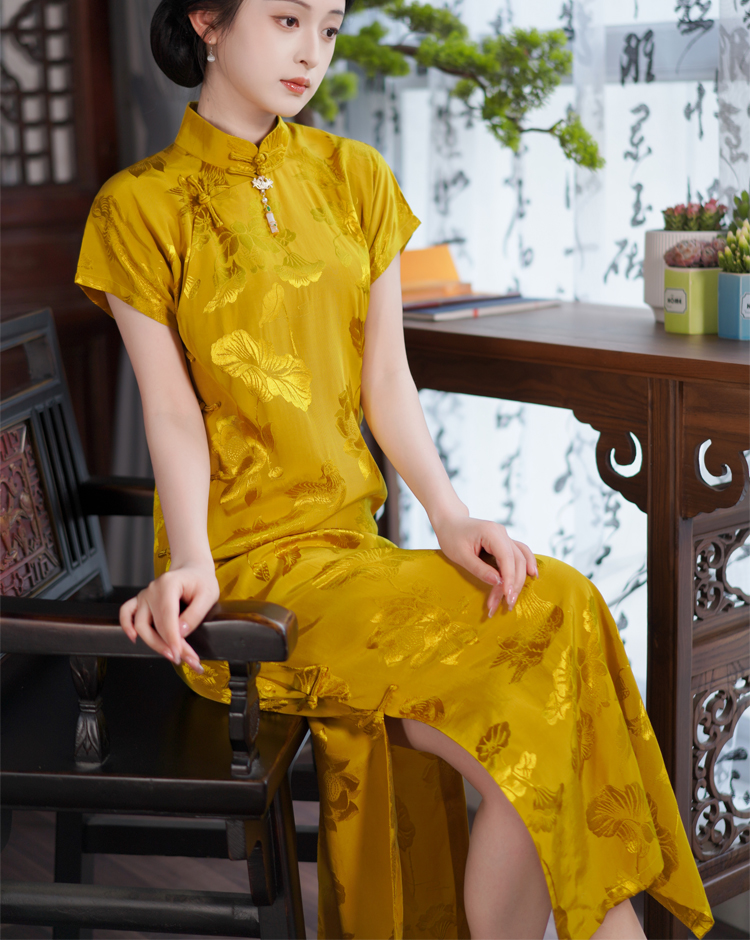 Nodress チャイナドレス　ワンピース　黄色　ブローチ付き　激レア Nodress チャイナドレス ワンピース 黄色 ブローチ付き 激レア