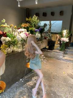 Classic balmai version of hanging neck fragrance