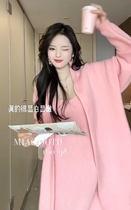 Maternity autumn and winter clothing 2023 new high-end lazy style knitted long coat suspender dress autumn suit