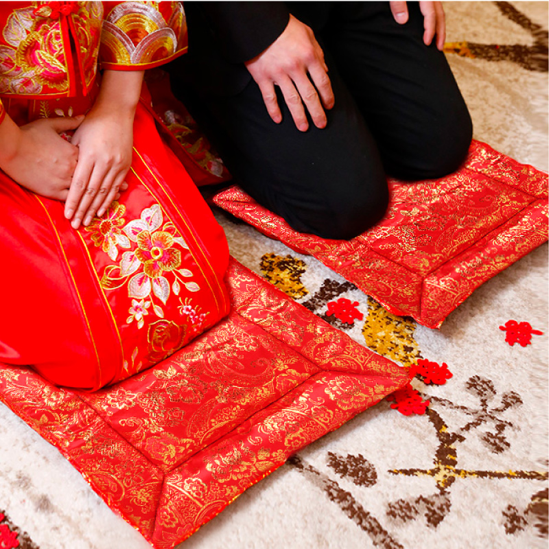 New wedding celebration items Thickened Joy Character Cushions Sit Format Brides for Wedding Toast Wedding Toast Heaven And Earth Kneeling Mat