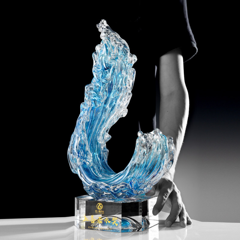 Ming Jingfang honors the series 