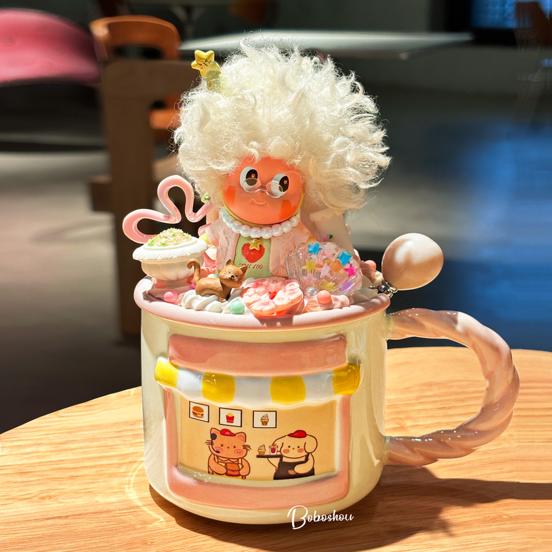 Bubble Mart Star Man Cultural Creative High-Quality Ceramic Mug with Lid, Drinking Cup for Girls, High-End Feel