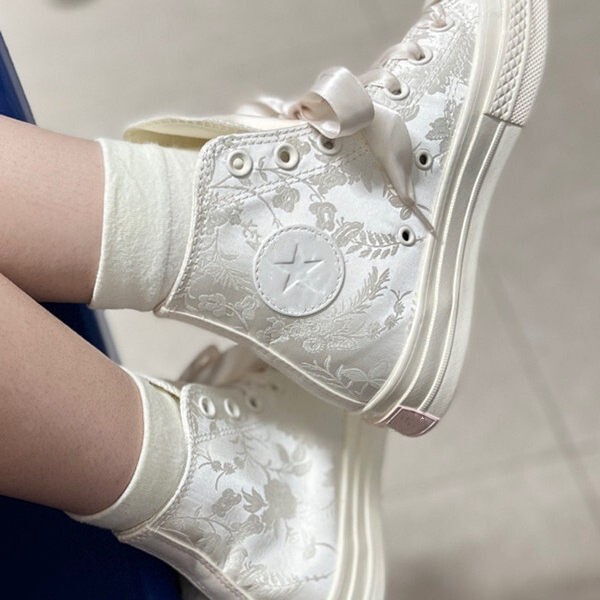 Milky White Floral Textured Ribbon Silk Wedding Shoes Satin Shoelaces High and Low Top Canvas Shoes Pink Women's Shoes