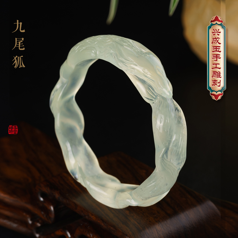 chikatok様専用 天然岫玉名家手工精彫【 旺旺財 】 岫玉玉蝉挂坠天然古玉挂件复古玉蝉手把件老玉蝉饰品收藏饰品