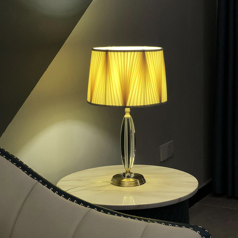 Creative Personality Fashion Light Extravagant Yellow Table Light Bed Headlights Brief Modern Bedroom Lights Cozy Romantic Decorative Lights