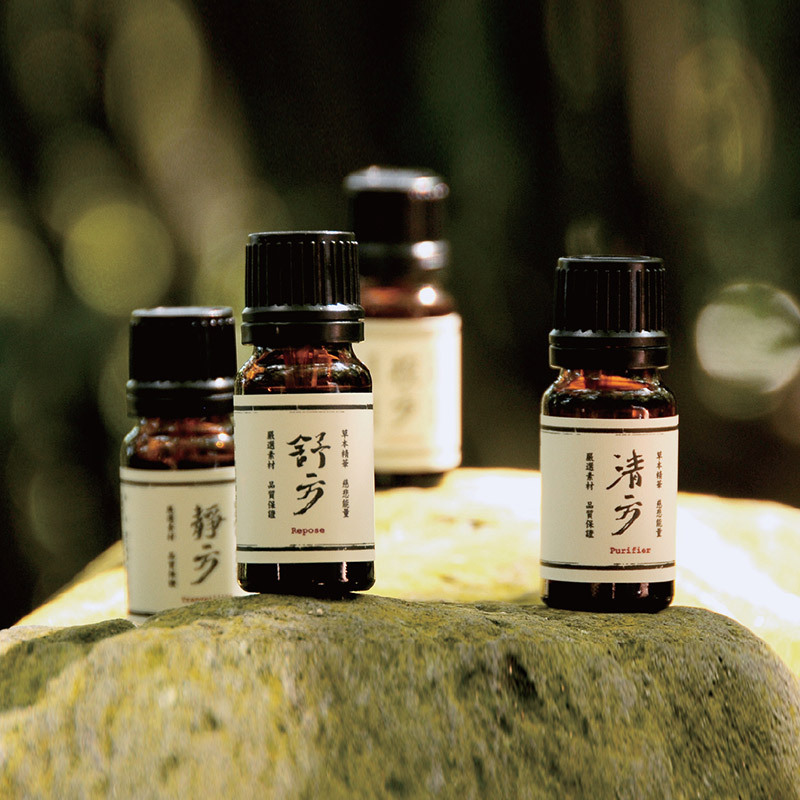 A-Yuan Essential Oil: Calming, Relaxing, Tea Tree Formula. Freshens the Air, Relieves Stress, Promotes Relaxation and Sleep, Aromatherapy A-Yuan Essential Oil: Calming, Relaxing, Tea Tree Formula. Freshens the Air, Relieves Stress, Promotes Relaxation and Sleep, Aromatherapy