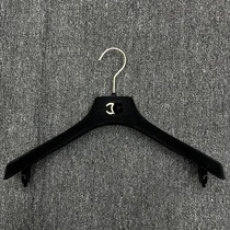 (Ready stock) Xiaoxiangchanai clothes hanger chan*l trouser rack fragrant milk three-dimensional metal LOGO black flocking clothes support