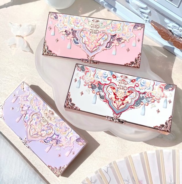 Flower Knows Butterfly Cloud Shoulder Series Six-Color Eyeshadow Palette Matte Fine Earth Tones Shimmering Pearlescent