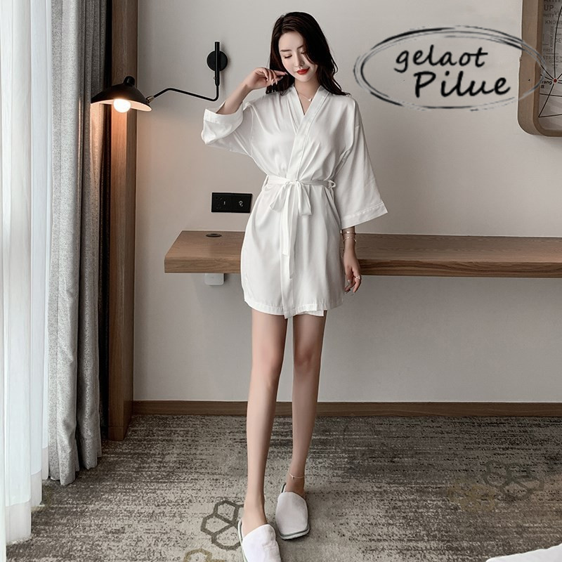Japanese GP Bathrobe Girl Spring Autumn Slim 2022 New white silk Sexy pyjamas dress Summer