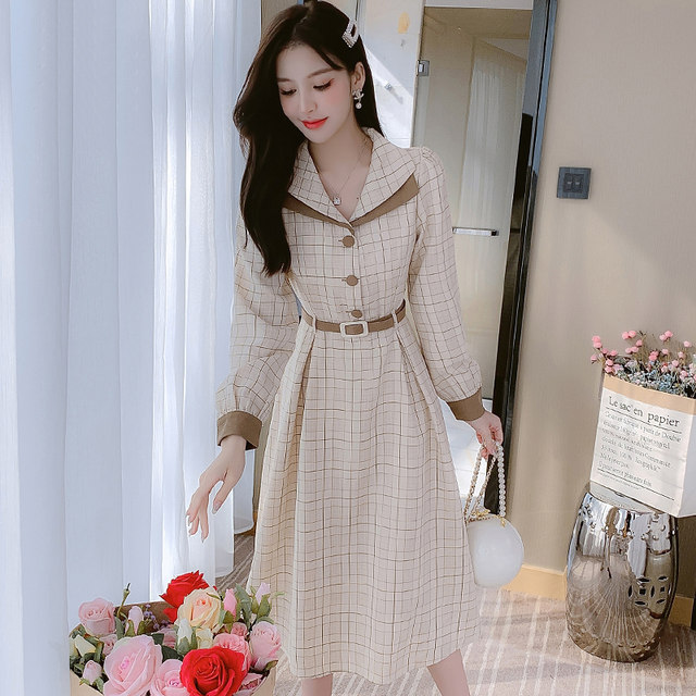 Autumn doll collar dress women's spring and autumn dress 2022 new style French retro long skirt with waist and thin temperament