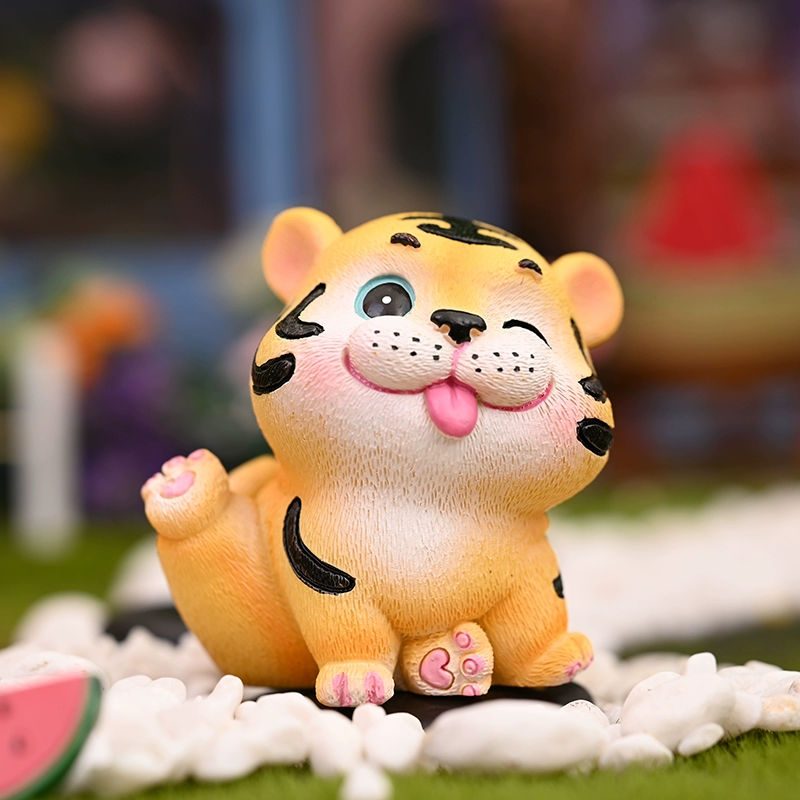 Hoạt hình dễ thương hổ đồ trang trí ô tô linh vật trang trí nội thất ô tô văn phòng để bàn quà tặng Năm Mới thảm taplo xe tải 