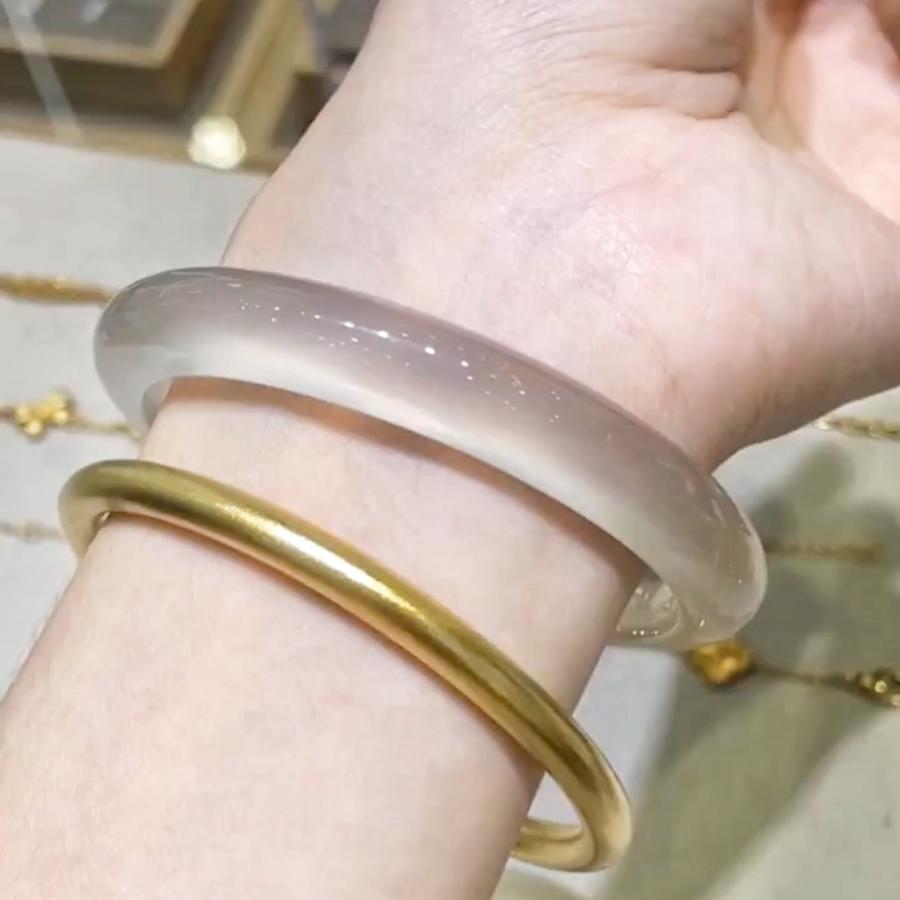天然ハイアイスシャンパンゴールド瑪瑙ブレスレット本物の馬素材リッチゴールドライチゼリーフラットカルセドニー翡翠ブレスレットギフト