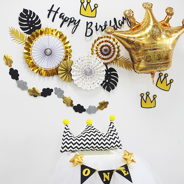 Black Gold Baby Birthday birthday party Groin Scene Arrangement Children Party Rahua Table And Chairs Yarn Dresses Flag Balloon Decoration