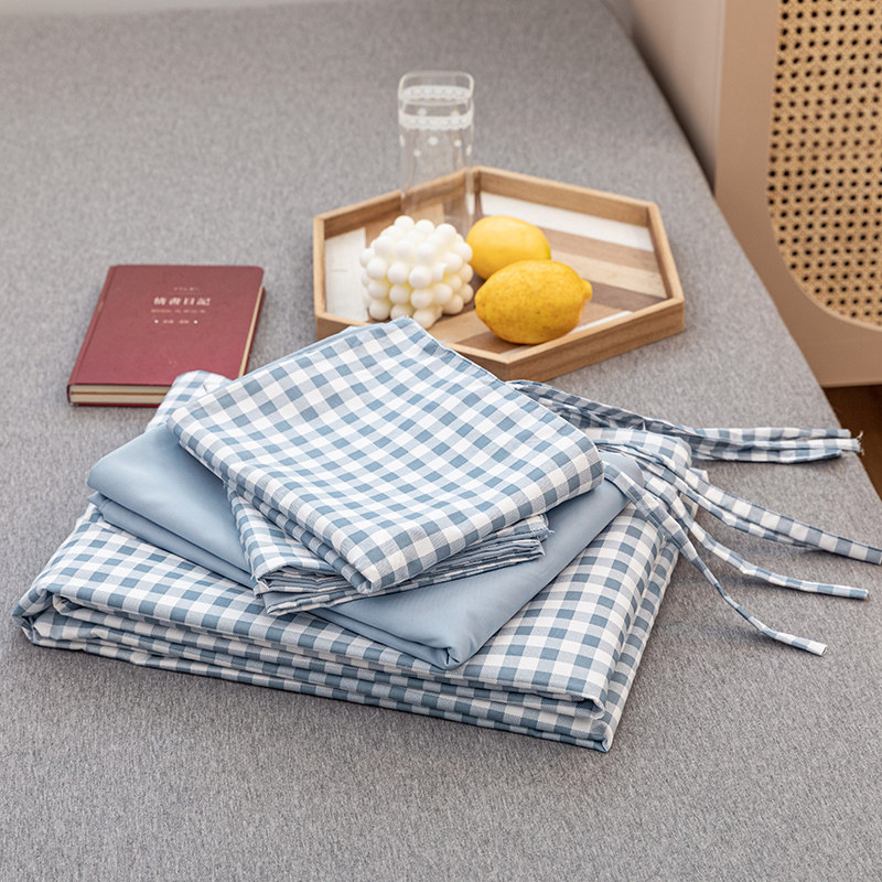 Four pieces of water-washed cotton Japanese-style minimalist quilt cover sheet student dormitory Three sets in no-print grid bed