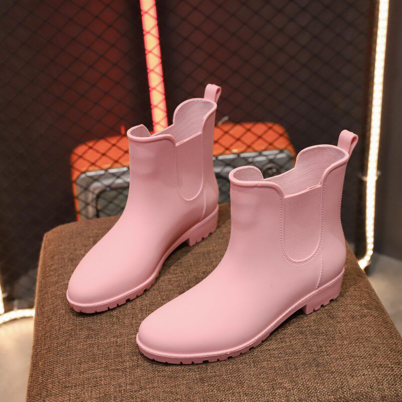 Han Edition cute rain boots summer short drum fashion female rainshoes anti-slip bucket shoes low heel wear waterproof boots