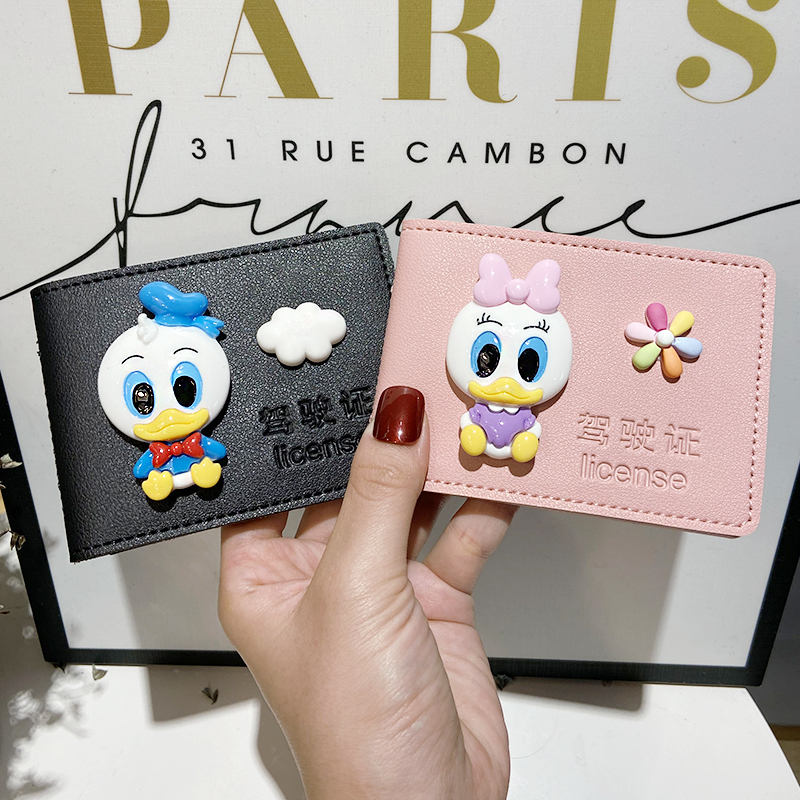 Motor vehicle driving license leather cover girl lovers cartoon female stereo creative line driving license This protective sleeve cute