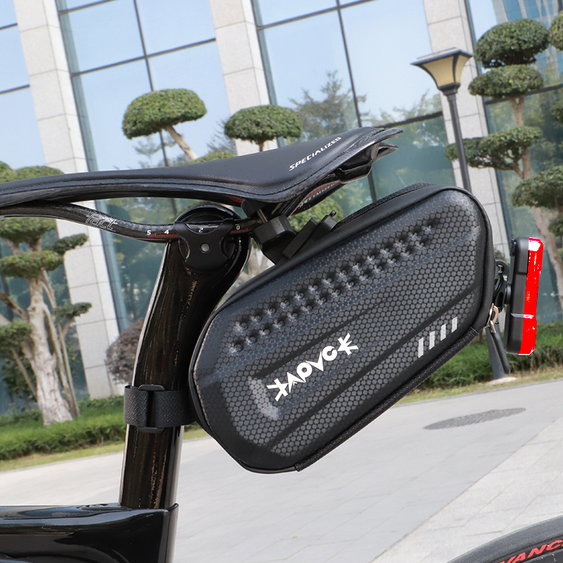 Bike hard shell tail pack mountain road bike bike rear seat bag 1.5L riding waterproof car bag with taillights