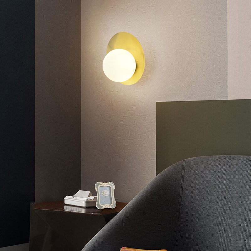 Wiring-free wall lamp battery rechargeable bedside lamp wall lamp non-hole wireless living room bedroom lamp all copper lamps