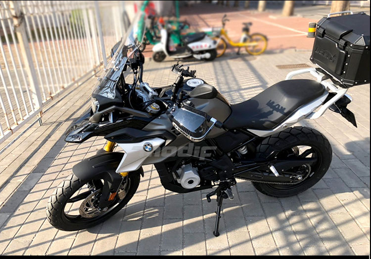 Motorcycle anti-drop hand guard DL250 windproof modified hand handle cover GW250 handlebar windshield protector accessories