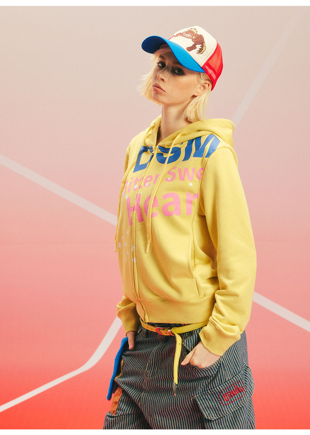 DONSMOKE Star Letter Print Yellow Hoodie