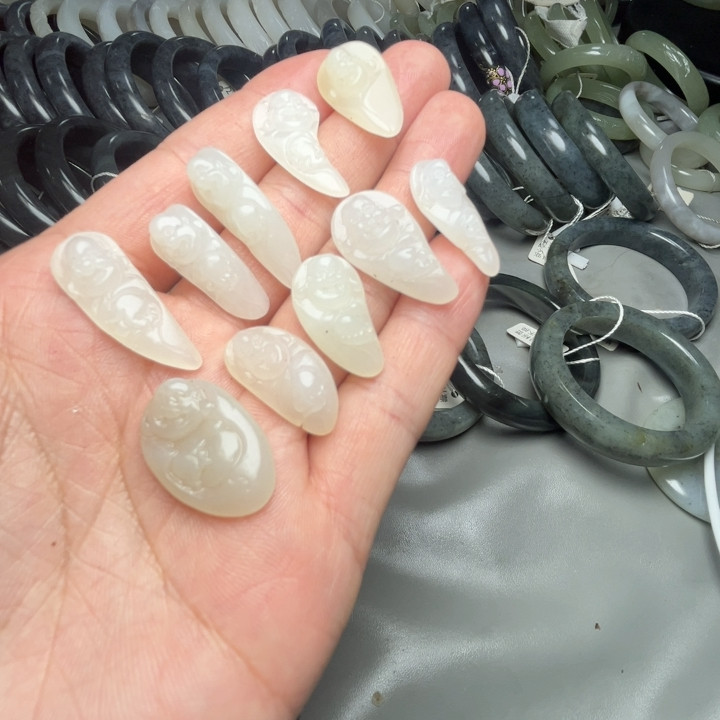 十个冰底羊脂白佛公,真的值得入手吗?🌟-车挂-淘宝好物网