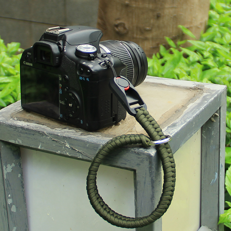 Knitted wristband applies Fuji XT5 4 XS20 10 XT30 Canon R10 7 62 5D4 A7M4 A7M4 R5 ZVE10 Single Anti-microuni