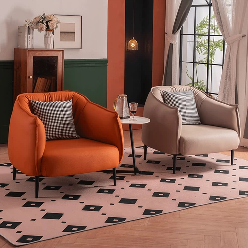 Одиночный диван Light Luxury Living Room Hotel Cafe получает повседневную кожаная спальня для одиночного стула.