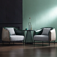 Два стула и один стол