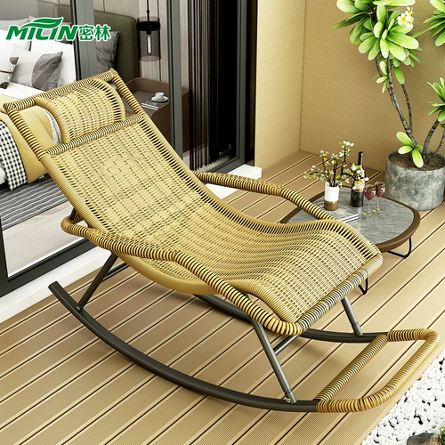 Старик качал стул Семейный стул отдых взрослый роттан чили ленивый рок -стул Балкон на открытом воздухе Стол Стул Стол Стул Столт Виноград