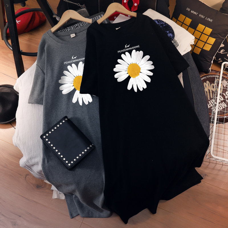 Pregnancy Woman Bottling 2022 Summer models Fashion money Aging Ocean Dress Summer Clothing Nets Red Gestation Women Dress Foreign Pie Boomer Dresses