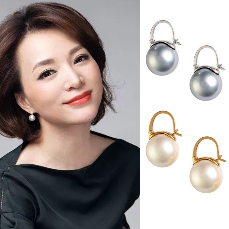 Caring kiss ear needle Dong Qing same earrings retro temperament simple lady sterling silver pearl female high sense