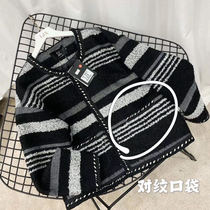 Early autumn coat French temperament small fragrant wind tweed 2020 Autumn and Winter new short loose small man coat women