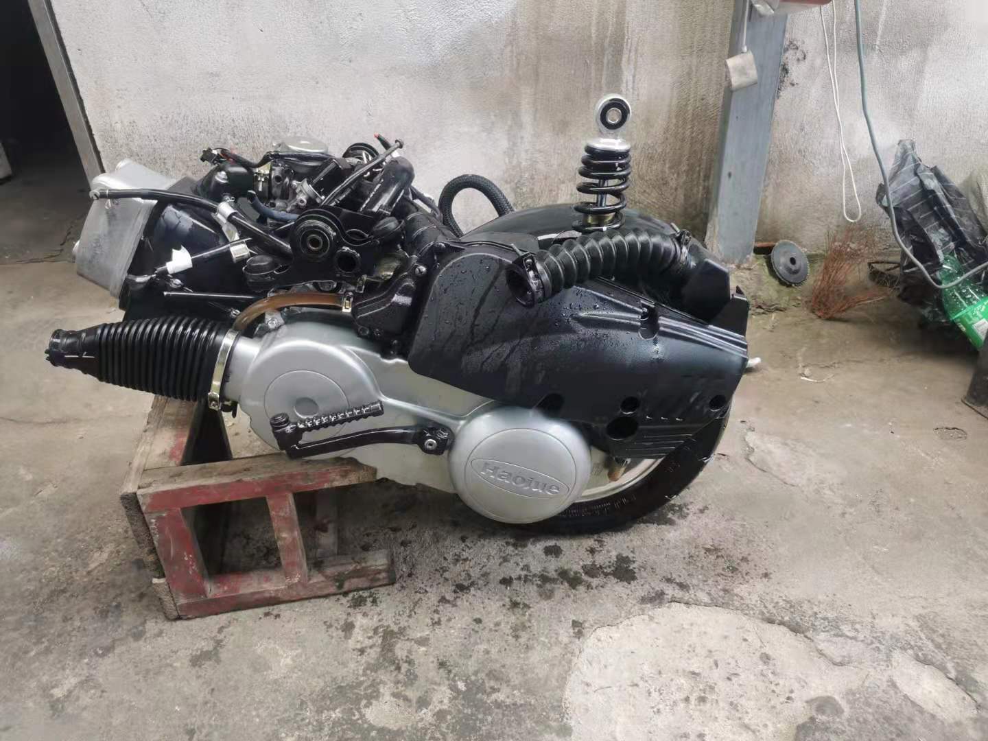 The original disassembled pedal engine is suitable for Haojue Yuexing Yudrill Tianying domestic gy6125cc head