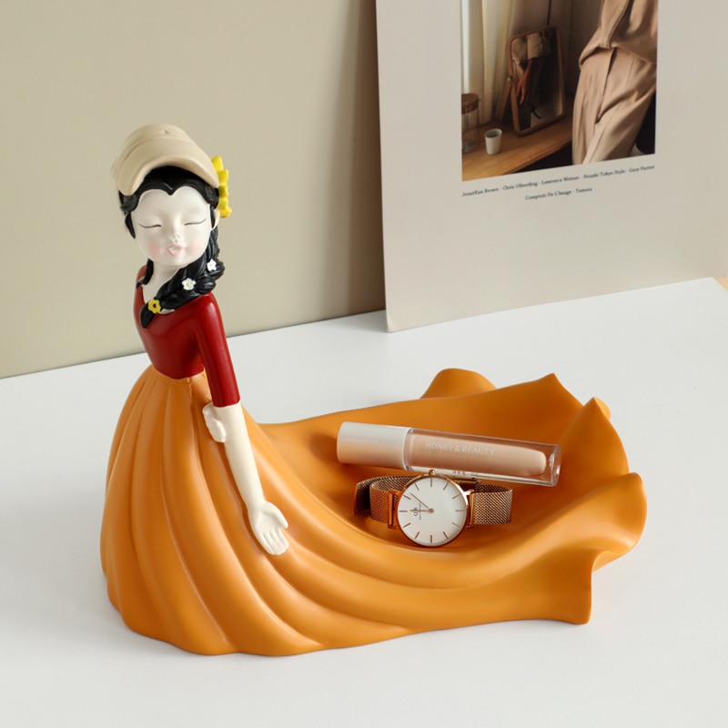 Light Extravagant Moron Girl Genguan Key Containing Swing room TV Cupboard Tea Table home Decorative Goods Wedding Gifts