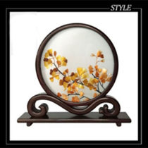 Zijin Xiang embroidery Ruyi frame chicken wing wood double-sided embroidery ornaments Chinese style intangible cultural heritage accessories