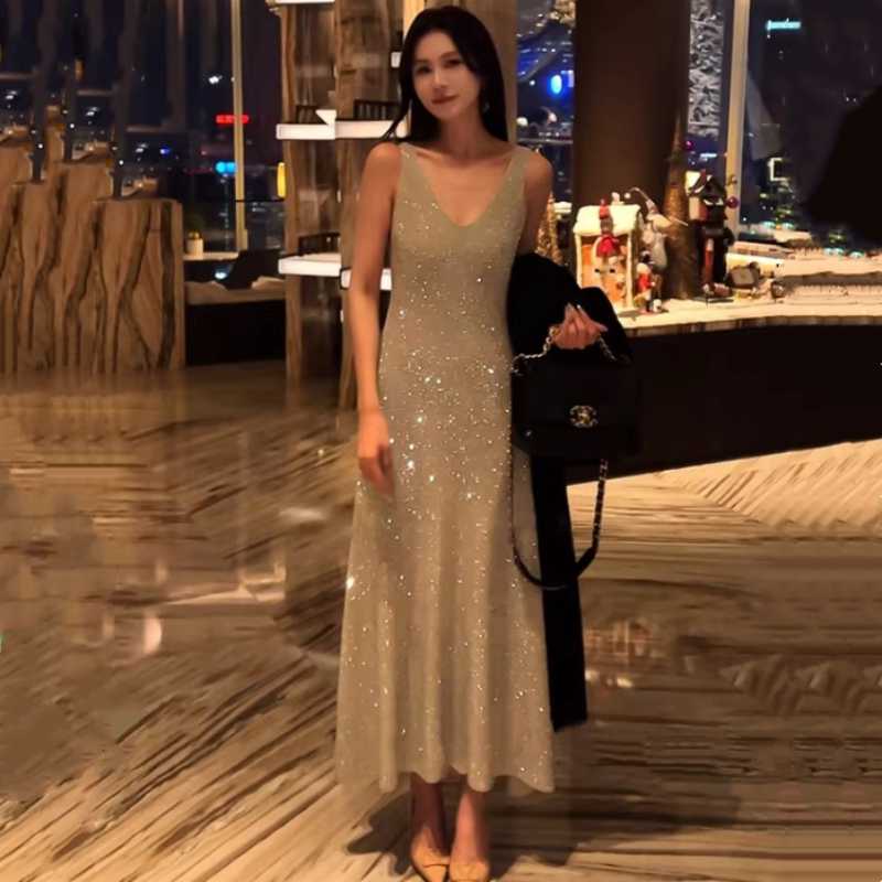 Maternity High-End Luxury Strap Dress with Dazzling Rhinestones, New Summer Style, Elegant Large Hem Long Dress