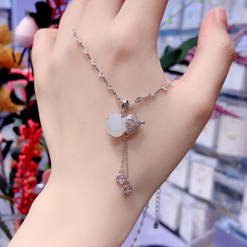 s925 Pure Silver Streaming Su Transshipment Body White Jade Medullary Gourd Pendant Female Necklace Item Pendant Temperament Superior Sense Lock Bone Chain