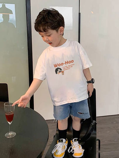 Parent-child clothing for taking photos, mother and daughter summer family of three 2025 new summer clothing mother and son family home decoration T-shirt baby