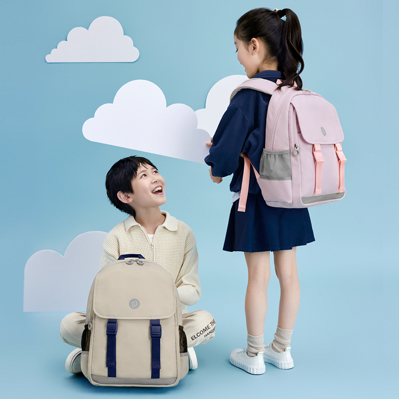 90 elementary school bag keeps negative from 123 to 6th grades ultra - light large capacity double shoulder bag boys and girls