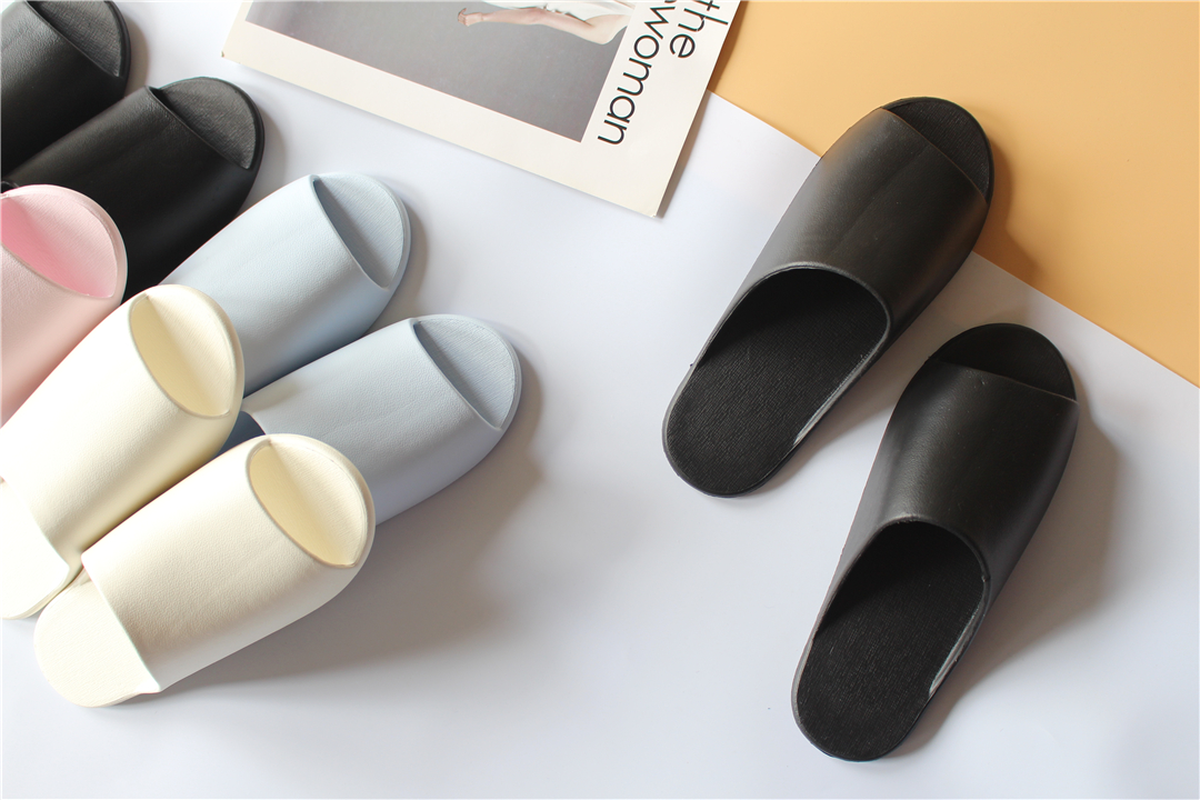 Crazy for changing slippers, the home outdoors can be worn on the Japanese and wind home tug PVC sandals drag