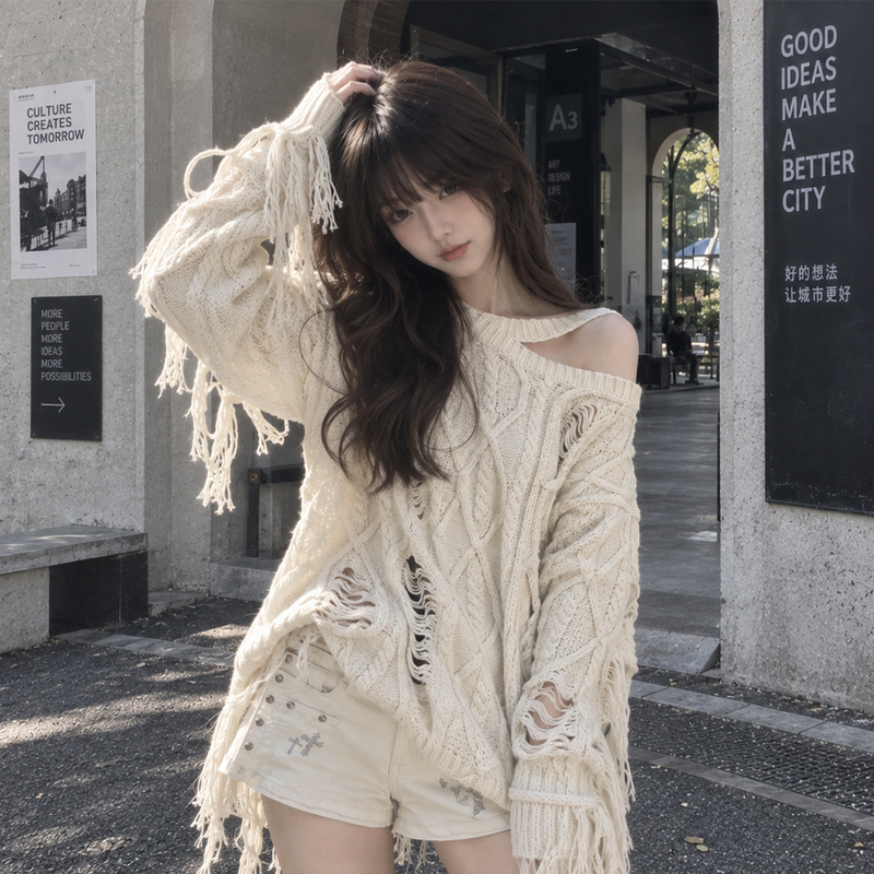 Korean Style Sweater for Women in Autumn and Winter, Lazy Style, Ripped Off-Shoulder Knitwear, Loose Tassel Design, Slimming Top