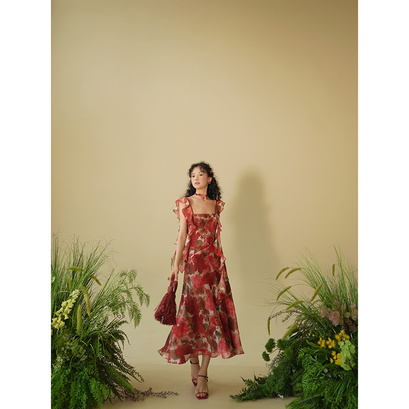 Aconiconi｜Amber Rose French Retro Romantic Rose Print Square Neck Holiday Fishtail Dress
