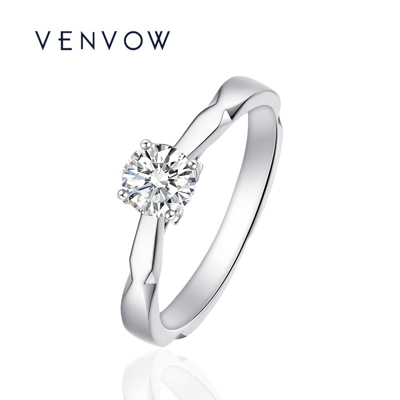 VENVOW gives Butterfly GIA 40 min naked diamond ring ring custom for 18k Platinum Diamond marriage ring